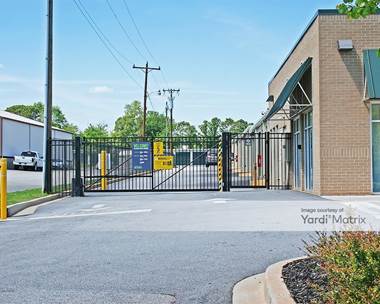 Storage Units for Rent available at 549 Woodruff Road, Greenville, SC 29607