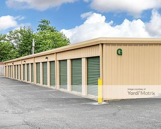 Photo 5 of Storage Rentals of America - 455 East Main Street, Richmond, KY