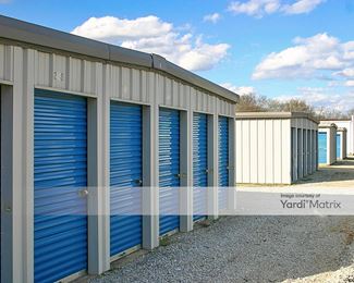 Photo 2 of Hide-Away Storage - 1523 Keeble Street, East Ridge, TN