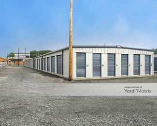 Photo 4 of Box, The - 57 Sarah Betty Lane, Scottsboro, AL
