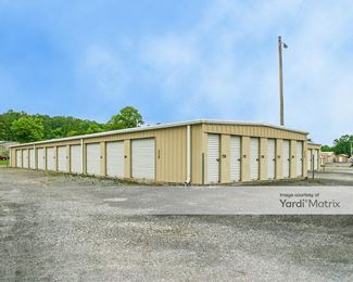 Photo 2 of Chapman Storage - 218 Bob Jones Road, Scottsboro, AL