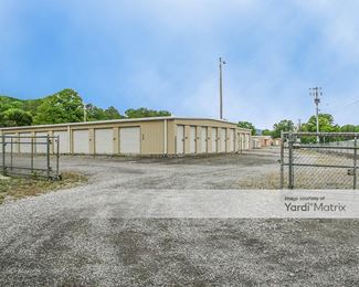 Photo 3 of Chapman Storage - 218 Bob Jones Road, Scottsboro, AL