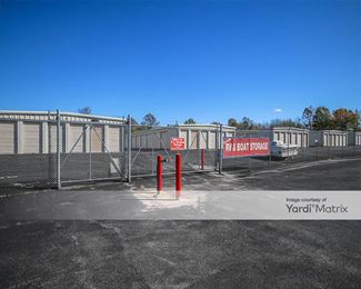 Photo 5 of FJ Dreams Self Storage - 3185 Carlisle Pike, New Oxford, PA