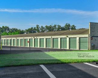 Photo 2 of Prime Storage - 5160 East Trindle Road, Mechanicsburg, PA
