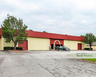 Photo 4 of Freeway Self Storage - 222 Martin Luther King Jr Pkwy, Phenix City, AL