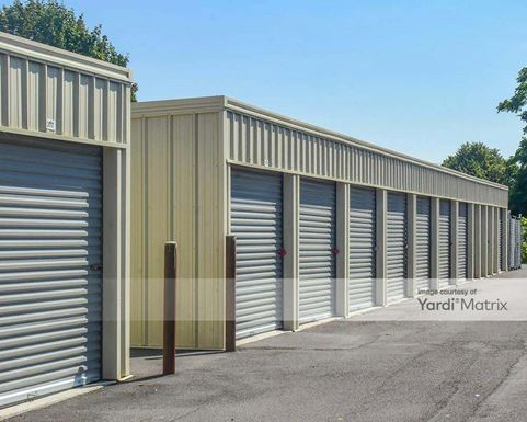 Photo 4 of Rochester Storage - 444 Central Avenue, Rochester, NY