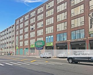 Photo 1 of Extra Space Storage - 36-02 Northern Blvd, Long Island City, NY