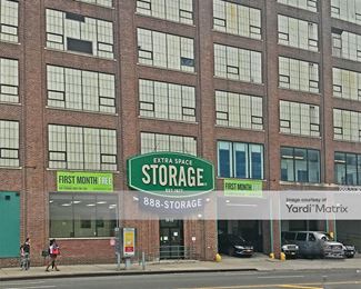 Photo 3 of Extra Space Storage - 36-02 Northern Blvd, Long Island City, NY
