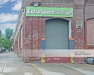 Photo 1 of Extra Space Storage - 3240 Bronx Blvd, Bronx, NY