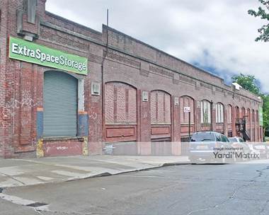 Storage Units for Rent available at 3240 Bronx Blvd, Bronx, NY 10467