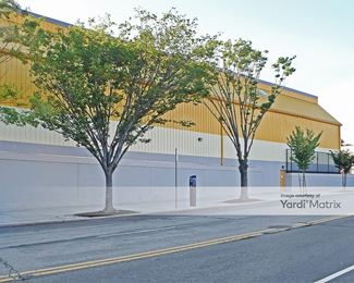 Photo 4 of Safeguard Self Storage - 4301 Bronx Blvd, Bronx, NY