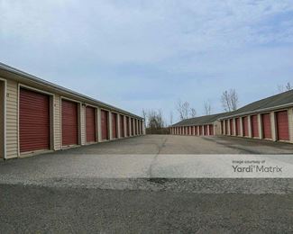 Photo 3 of Extra Space Storage - 1406A Route 9, Clifton Park, NY