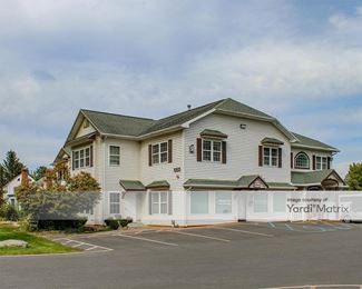 Photo 1 of iStorage - 560 Route 9 west, Glenmont, NY