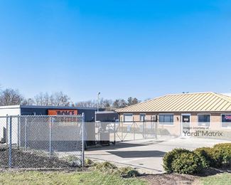 Photo 2 of Space Center Storage - 1120 East New Circle Road, Lexington, KY