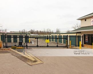 Photo 2 of American Mini Storage - 1751 Atoma Drive, Lexington, KY