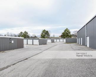 Photo 3 of LocalStorage - 811 Oakmont Lane, Frankfort, KY
