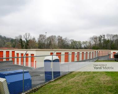 Storage Units for Rent available at 101 Harding Road, Red Bank, TN 37415