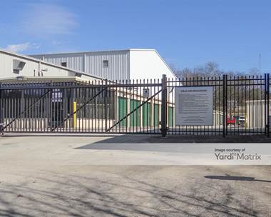 Storage Units for Rent available at 4494 Pinnacle Lane, Chattanooga, TN 37415