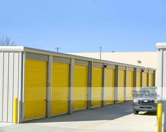 Photo 3 of Extra Space Storage - 5027 Hixson Pike, Hixson, TN