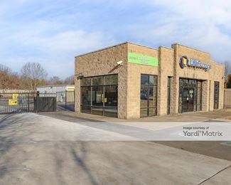 Photo 4 of Extra Space Storage - 6103 Lee Hwy, Chattanooga, TN