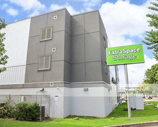 Photo 4 of Extra Space Storage - 1380 Broad Street, Chattanooga, TN