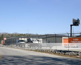 Photo 2 of Public Storage - 5301 Hixson Pike, Hixson, TN