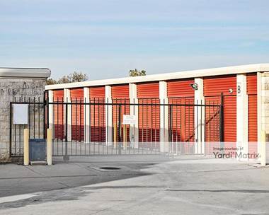 Storage Units for Rent available at 1953 Frankford Road East, Carrollton, TX 75007