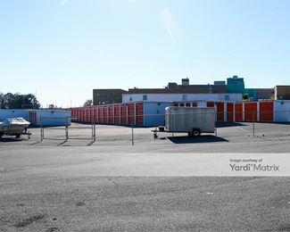 Photo 5 of Budget Store and Lock Self Storage - 1090 Macarthur Road, Whitehall, PA