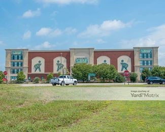 Photo 1 of Myrtle Beach Storage - 10838 Kings Road, Myrtle Beach, SC
