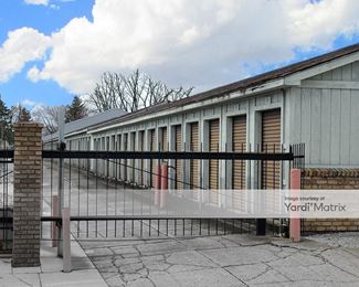 Photo 2 of E-Z Self Storage - 3203 Whipple Avenue, Canton, OH