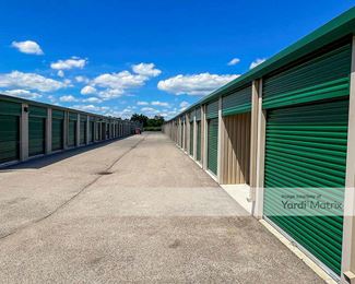 Photo 3 of StorSafe - 11200 Kiley Drive, Huntley, IL