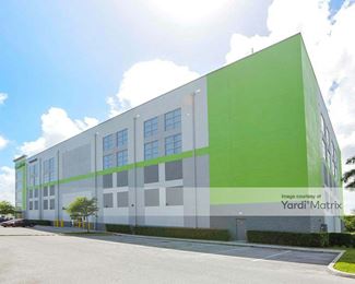 Photo 2 of Extra Space Storage - 850 Stirling Road, Dania Beach, FL