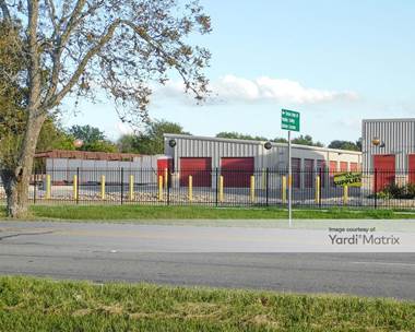 Storage Units for Rent available at 1301 East Kingsbury Street, Seguin, TX 78155