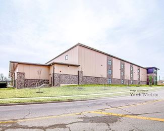 Photo 6 of Stor Tropolis Self-Storage - 6001 NW 88th Street, Kansas City, MO
