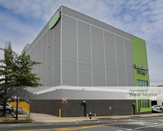 Photo 2 of Extra Space Storage - 155 Empire Blvd, Brooklyn, NY