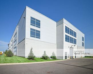 Photo 4 of Extra Space Storage - 2500 Prior Avenue North, Roseville, MN