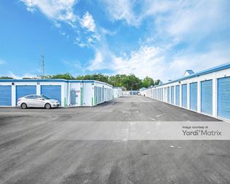 Photo 5 of StoreRight Self Storage - 111 Crystal Grove Blvd, Lutz, FL