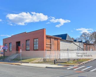 Photo 2 of Patriot State Storage - 204 Hartford Avenue, Providence, RI