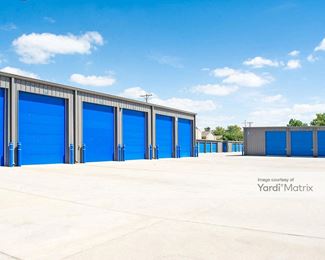 Photo 4 of Wichita Self Storage - 820 North Ridge Road, Wichita, KS