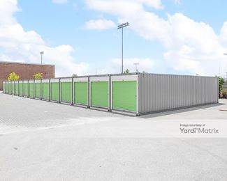 Photo 2 of Extra Space Storage - 57 West 85th Street, Chicago, IL