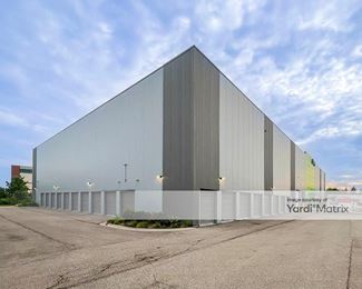 Photo 2 of iStorage - 1031 Albion Avenue, Schaumburg, IL