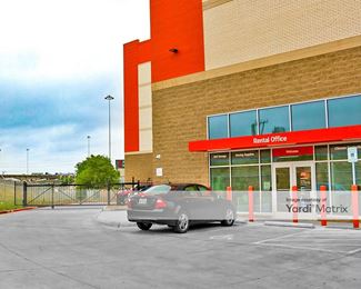 Photo 4 of Public Storage - 1611 Chestnut Street, Dallas, TX