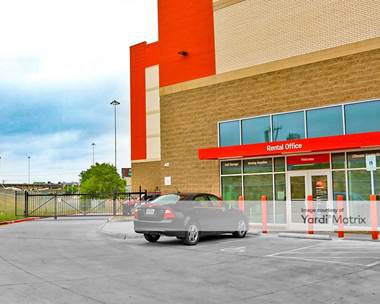 Storage Units for Rent available at 1611 Chestnut Street, Dallas, TX 75226