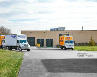 Photo 2 of Macs Moving and Storage - 901 Maxwell Street, Lake Geneva, WI