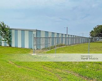 Photo 2 of Triple J Storage - 1314 Chaparral Street, Fulton, TX