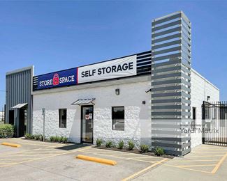 Photo 2 of Store Space Self Storage - 1620 La Salle Avenue, Waco, TX