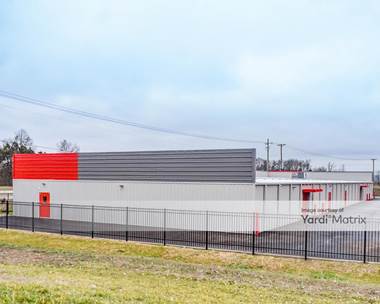 Storage Units for Rent available at 926 Conestoga Pkwy, Shepherdsville, KY 40165