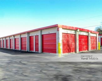 Photo 2 of iStorage - 645 Nelson Lane, Friendsville, TN