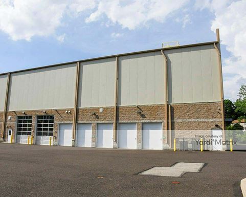 Photo 4 of StorageMart - 1767 South Easton Road, Doylestown, PA