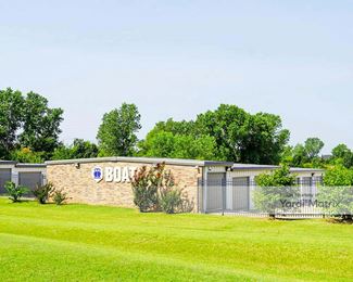 Photo 2 of SecurCare Self Storage - 5625 North Broadway, Edmond, OK